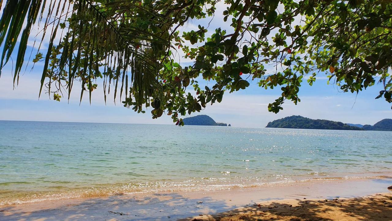 Monkey Island Resort Мак Экстерьер фото