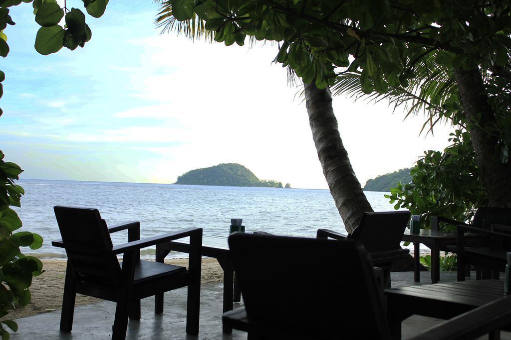 Monkey Island Resort Мак Экстерьер фото