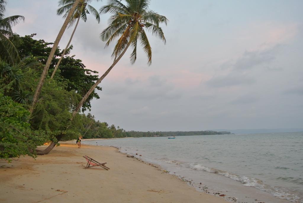 Monkey Island Resort Мак Экстерьер фото