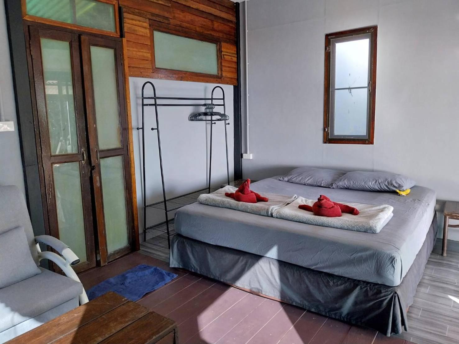 Monkey Island Resort Мак Экстерьер фото