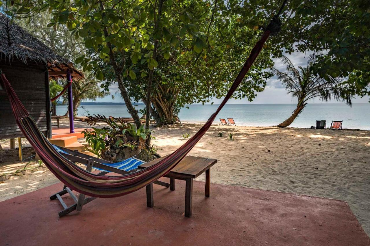 Monkey Island Resort Мак Экстерьер фото